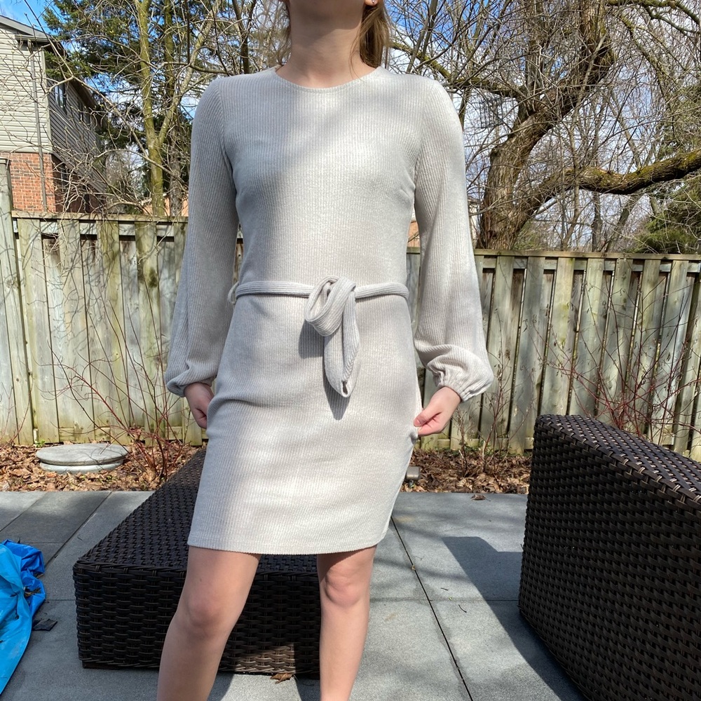 Dynamite Cream Front Tie Dress